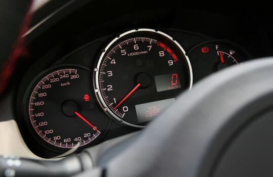 開(kāi)車省油技巧！教你用最少的油跑最遠(yuǎn)的路