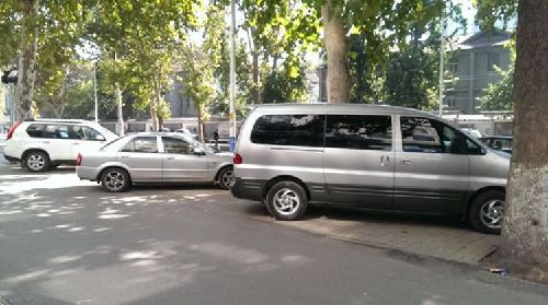 違章停車被拖壞，就該自認倒霉？告訴車主如何獲得賠償